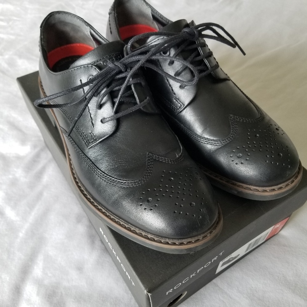 Men's Rockport wing tip shoes, Black, Size 7M